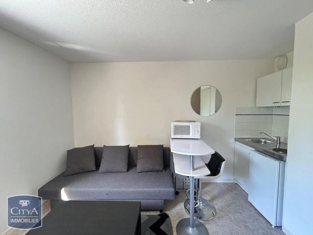 Location Appartement 1 pièce 17m² ARRAS 62000