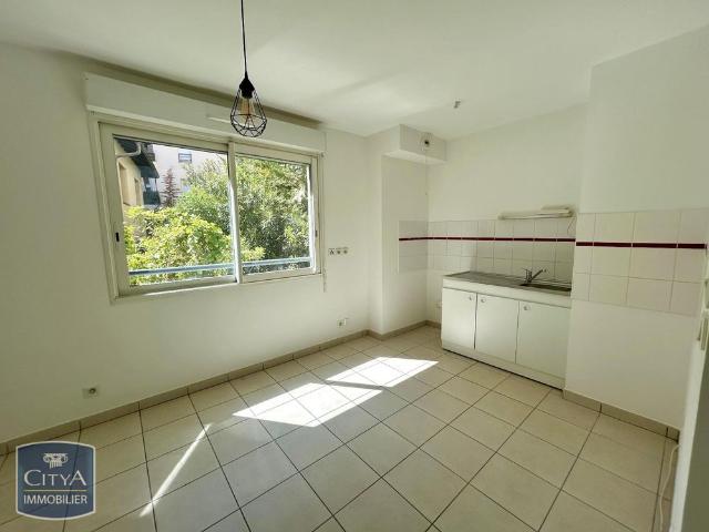 Location Appartement 1 pièce 17m² BEAUSOLEIL 06240