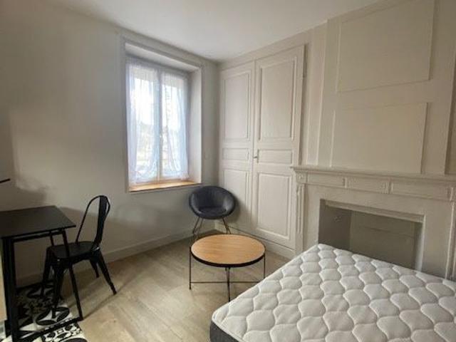 Location Appartement 1 pièce 17m² BRIGNAIS 69530