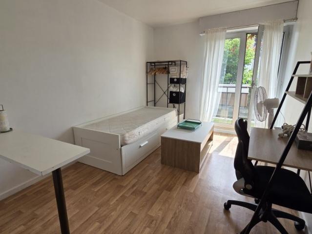 Location Appartement 1 pièce 17m² CLERMONT FERRAND 63000