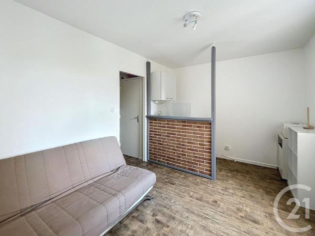 Location Appartement 1 pièce 17m² CLERMONT FERRAND 63000