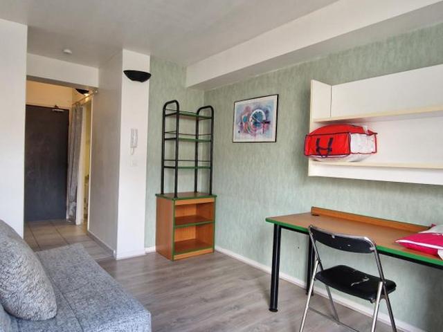 Location Appartement 1 pièce 17m² GIF SUR YVETTE 91190