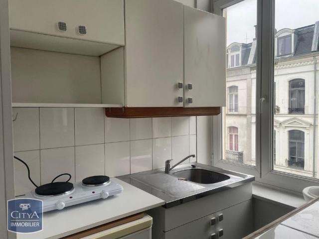 Location Appartement 1 pièce 17m² LILLE 59000
