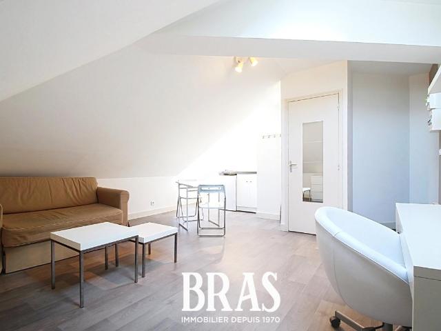 Location Appartement 1 pièce 17m² NANTES 44000
