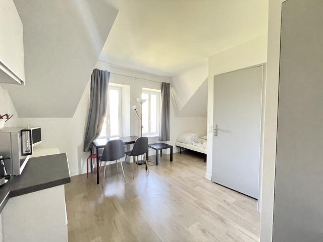 Location Appartement 1 pièce 17m² NANTES 44000