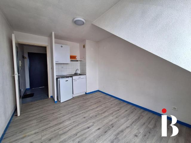 Location Appartement 1 pièce 17m² NANTES 44000