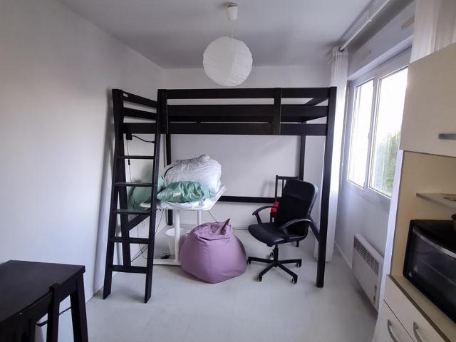 Location Appartement 1 pièce 17m² NANTES 44300