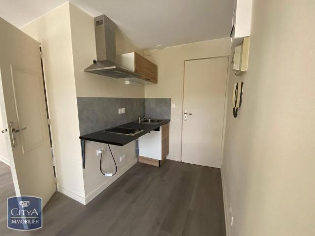 Location Appartement 1 pièce 17m² POITIERS 86000