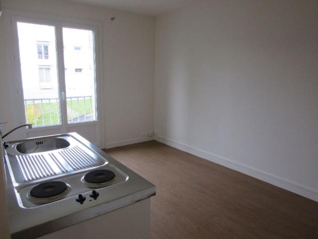 Location Appartement 1 pièce 17m² RENNES 35700