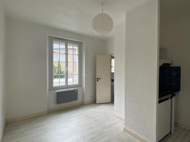 Location Appartement 1 pièce 17m² RENNES 35000
