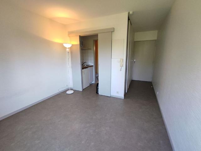 Location Appartement 1 pièce 17m² RENNES 35000