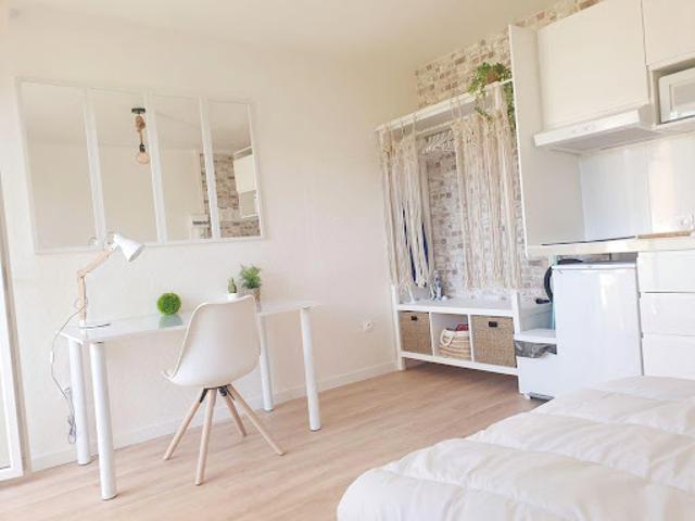 Location Appartement 1 pièce 18 m2 Montpellier