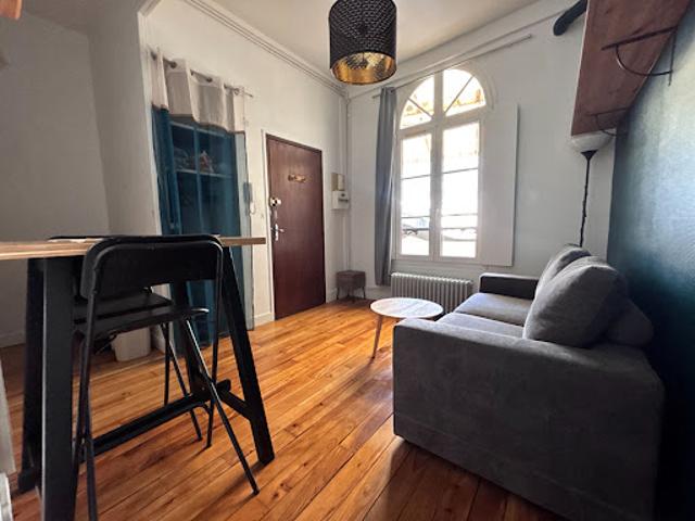 Location Appartement 1 pièce 18 m2 Orleans