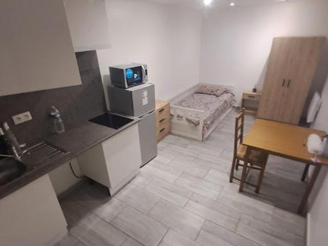 Location Appartement 1 pièce 18 m2 Chilly Mazarin