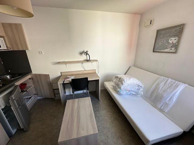 Location Appartement 1 pièce 18 m2 Reims