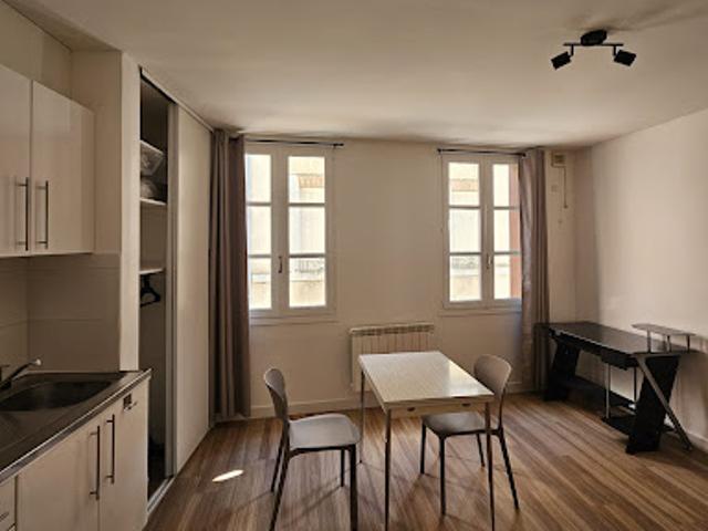 Location Appartement 1 pièce 18 m2 Rodez