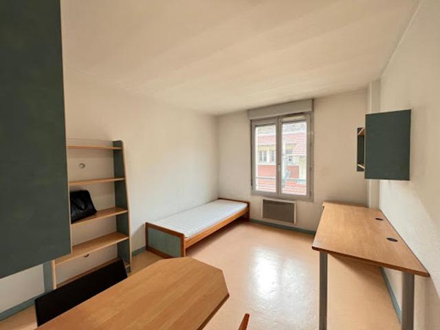 Location Appartement 1 pièce 18 m2 Saint Etienne
