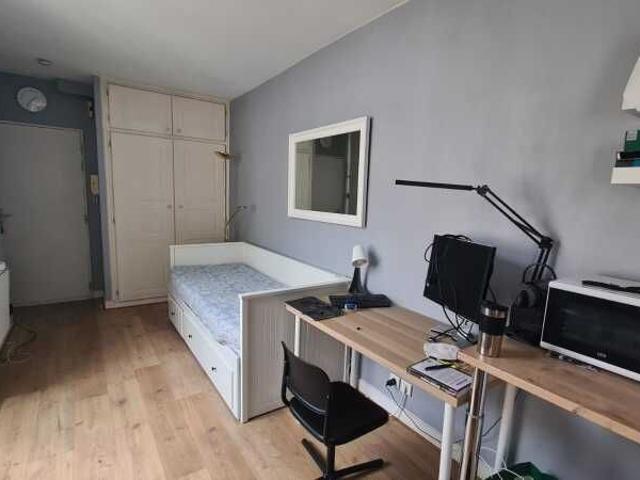 Location Appartement 1 Pièce 18 m² Meublé