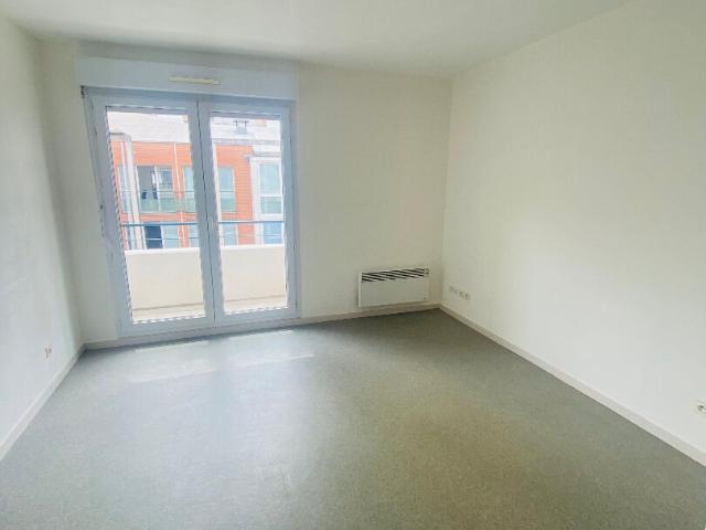 Location appartement 1 pièce, 18.00m², La Source