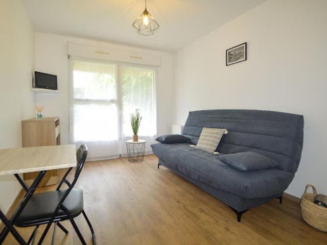Location Appartement 1 pièce 18.5 m2 Pau