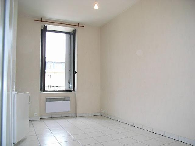 Location Appartement 1 pièce 18.75 m2 Rodez