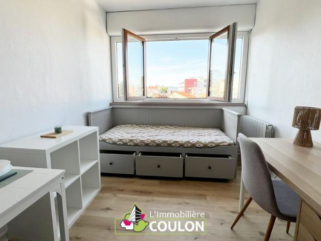 Location Appartement 1 pièce 18m²