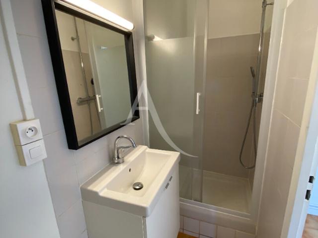 Location Appartement 1 pièce 18m²