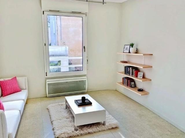 Location Appartement 1 pièce 18m²
