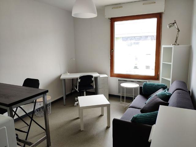 Location Appartement 1 pièce 18m²