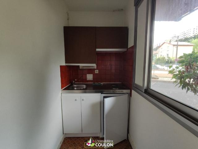 Location Appartement 1 pièce 18m²