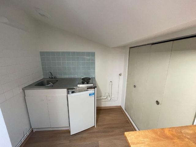Location Appartement 1 pièce 18m² TOULOUSE 31200