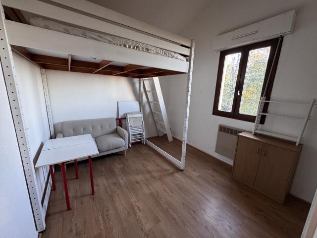 Location Appartement 1 pièce 18m² TOULOUSE 31400