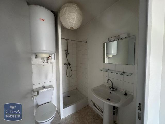 Location Appartement 1 pièce 18m² TOURS 37000