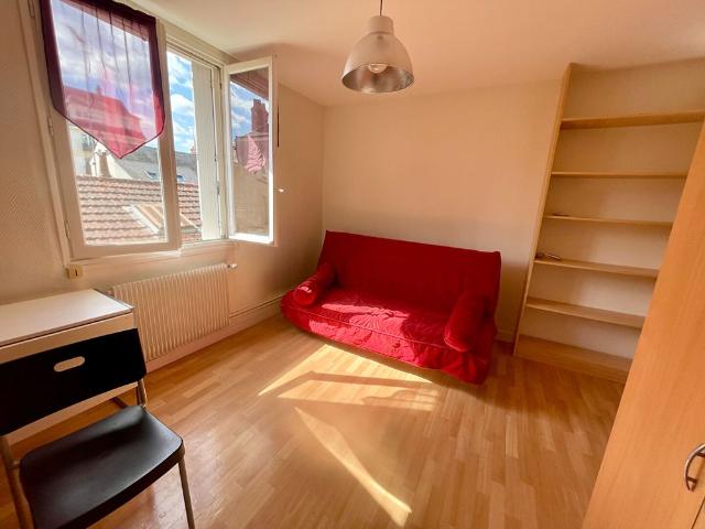 Location Appartement 1 pièce 18m² TOURS 37000