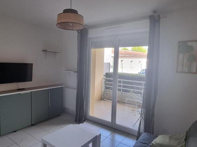 Location Appartement 1 pièce 18m² VILLENEUVE SUR LOT 47300