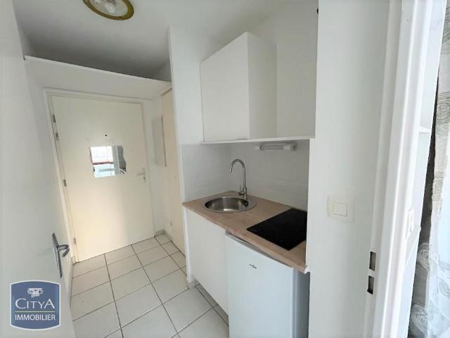 Location Appartement 1 pièce 18m² AIX EN PROVENCE 13100
