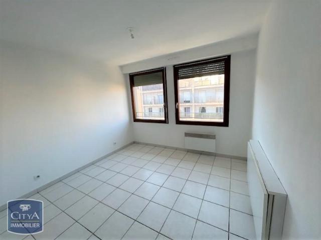 Location Appartement 1 pièce 18m² AIX EN PROVENCE 13100