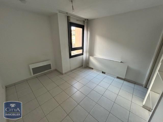 Location Appartement 1 pièce 18m² AIX EN PROVENCE 13100