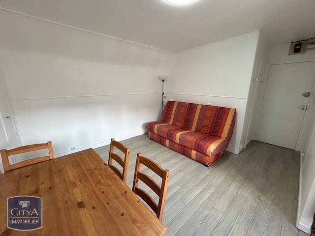 Location Appartement 1 pièce 18m² BEAUVAIS 60000