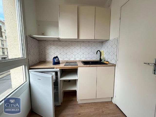 Location Appartement 1 pièce 18m² BEAUVAIS 60000