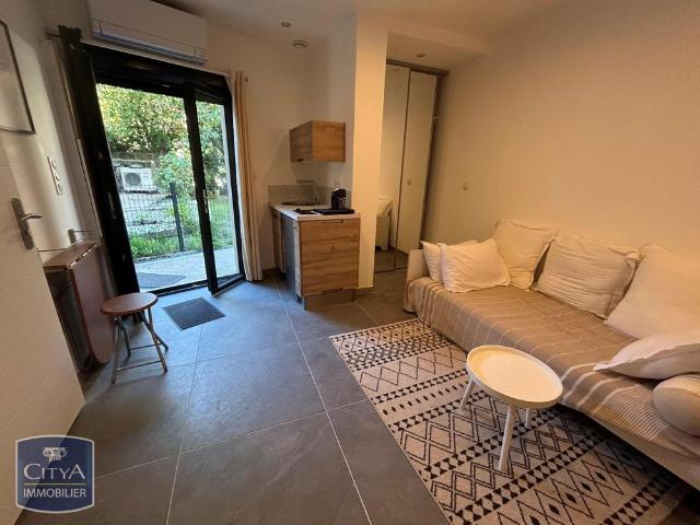 Location Appartement 1 pièce 18m² BRIVE LA GAILLARDE 19100