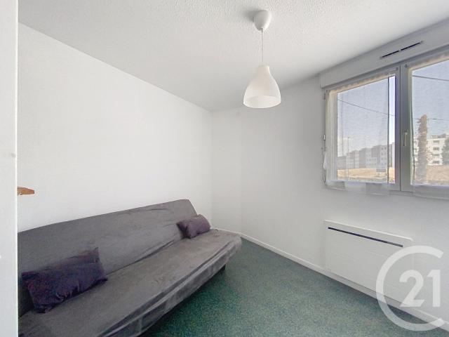 Location Appartement 1 pièce 18m² CLERMONT FERRAND 63000