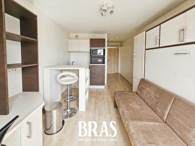 Location Appartement 1 pièce 18m² LA ROCHE SUR YON 85000