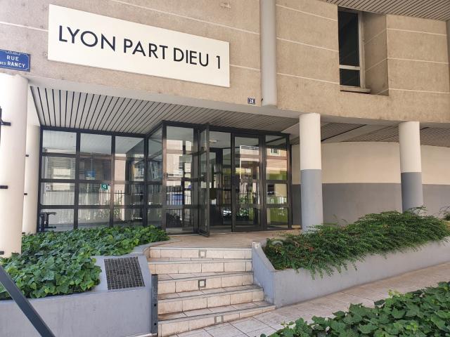 Location Appartement 1 pièce 18m² LYON 3ème