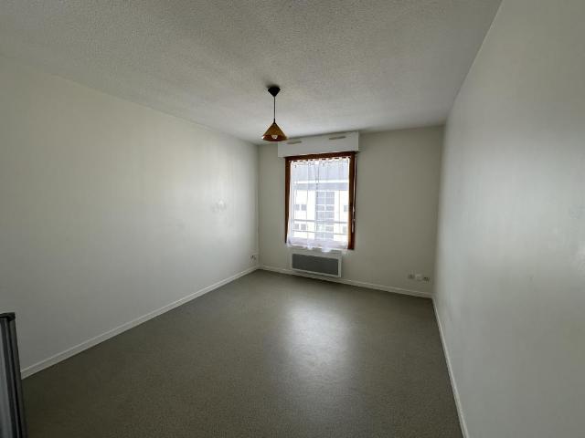Location Appartement 1 pièce 18m² NANTES 44000