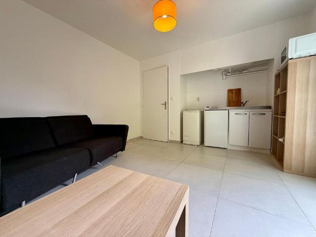 Location Appartement 1 pièce 18m² NANTES 44000