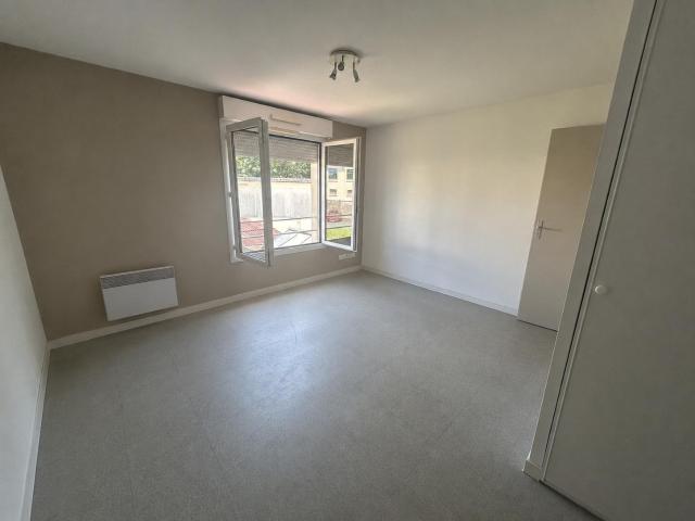 Location Appartement 1 pièce 18m² NANTES 44200