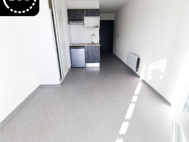 Location Appartement 1 pièce 18m² NIMES 30000
