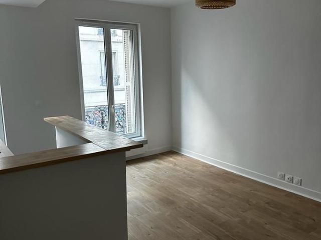 Location Appartement 1 pièce 18m² PARIS 19ème