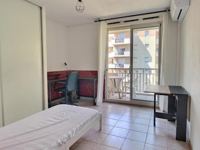 Location Appartement 1 pièce 19 m2 Marseille 10ème